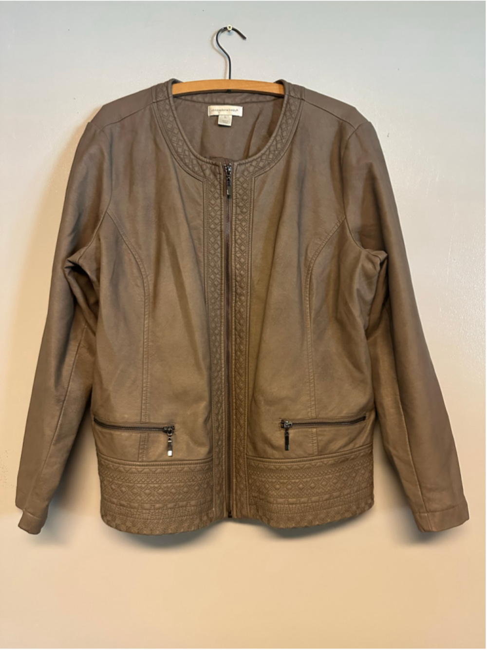 Christopher & Banks Faux Leather Jacket Taupe Women’s XL Quilted Minimalist